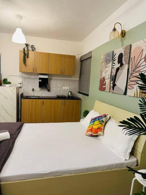 Sage : Private Studio Room In Koregaon Park Pune Luaran gambar