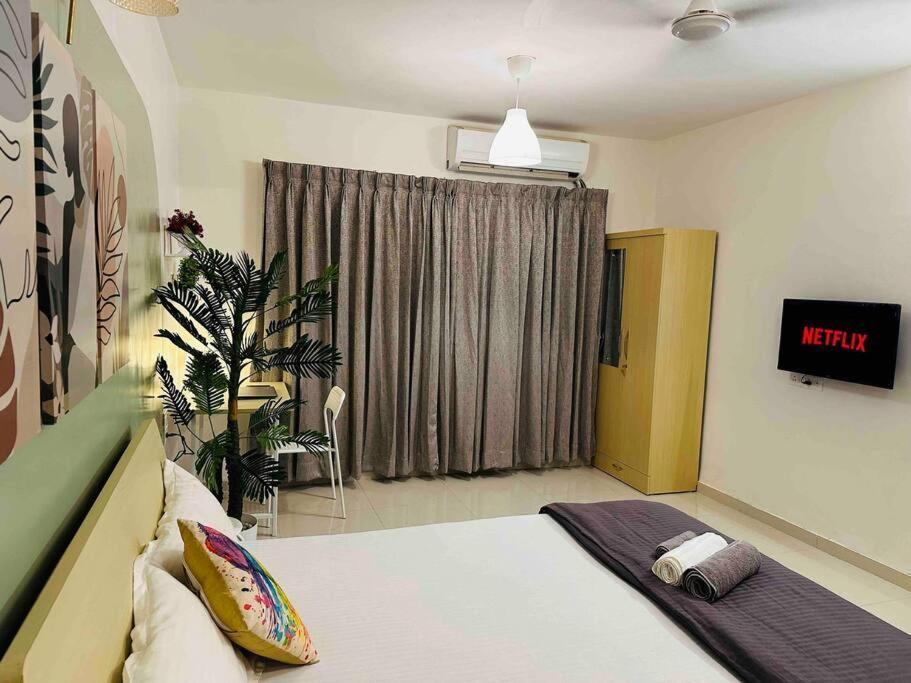 Sage : Private Studio Room In Koregaon Park Pune Luaran gambar